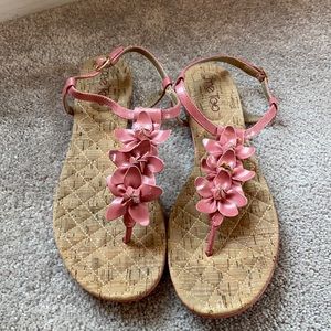 Pink/cork sandals with gold detail! Padded heel. Used, see pics.